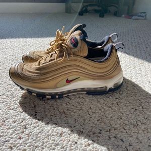 Air max 97 Ceremony Gold Size 9.5